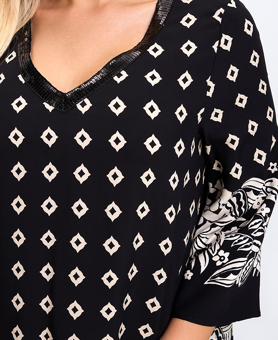 Luisa Viola Γυναικεία Μπλούζα με Σχέδιο Ρόμβων και Λουλουδιών Comfort Fit σε Μαύρο φωτογραφία