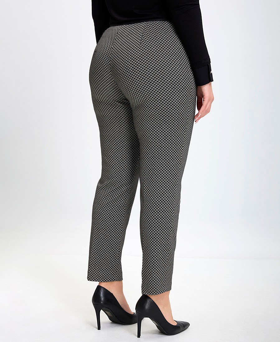 Γυναικείο Παντελόνι All Over Print με Ελαστική Μέση Straight Fit σε Εμπριμέ Μαύρο φωτογραφία