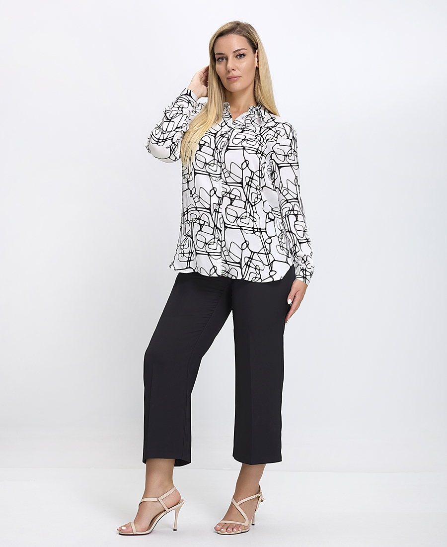 Γυναικείο Παντελόνι Cropped με Κουμπί Regular Fit σε Μαύρο φωτογραφία