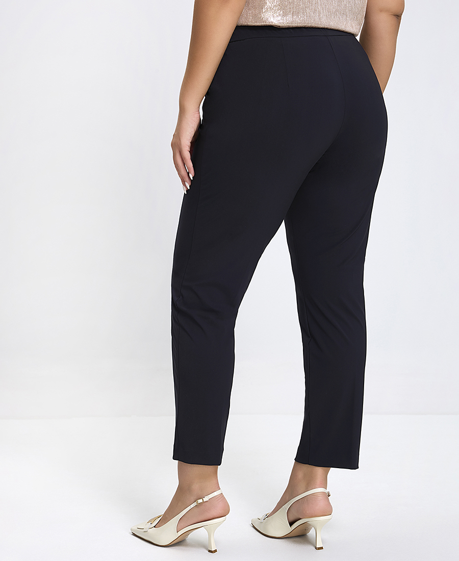 Γυναικείο Cropped Παντελόνι με Ελαστική Υφή Slim Fit σε Μαύρο φωτογραφία