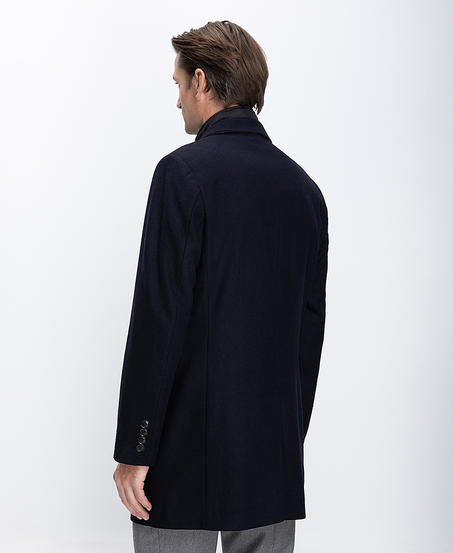 Ανδρικό Παλτό Με Εσωτερική Καπιτονέ Επένδυση φωτογραφία