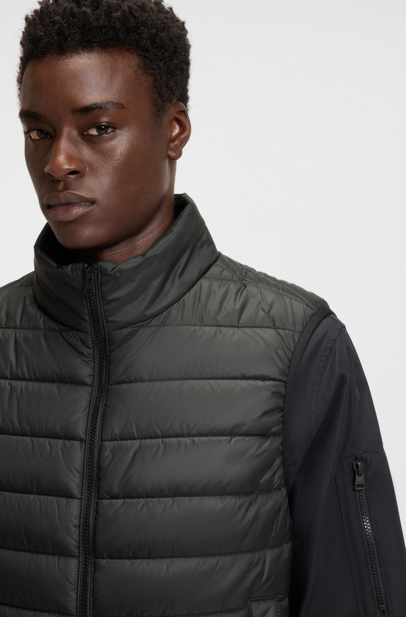 Hugo Ανδρικό Αμάνικο Μπουφάν Αδιάβροχο με Logo Print Regular Fit σε Μαύρο φωτογραφία