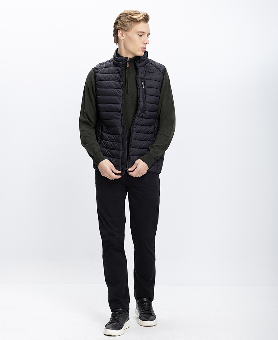 Ανδρικό Γιλέκο Με Καπιτονέ Υφή & Όρθιο Γιακά φωτογραφία