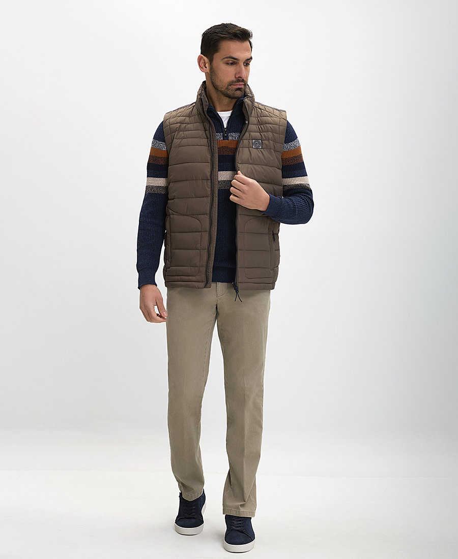 Ανδρικό Γιλέκο Bodywarmer Regular Fit Καπιτονέ Με Φερμουάρ Και Τσέπες_ φωτογραφία
