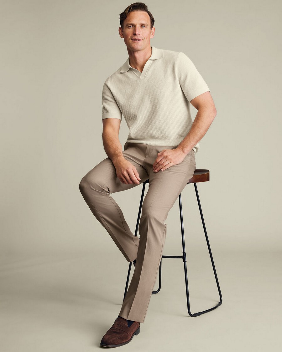 Charles Tyrwhitt Ανδρικό Παντελόνι Smart Texture Slim Fit Non Iron Με Ελαστικό Ύφασμα