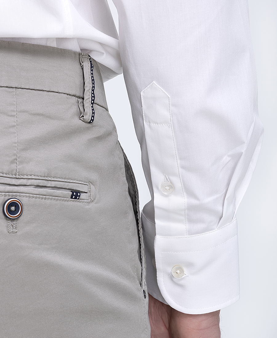 Ανδρικό Πουκάμισο Regular Fit Με Καθαρή Γραμμή Και Κλασικό Γιακά φωτογραφία