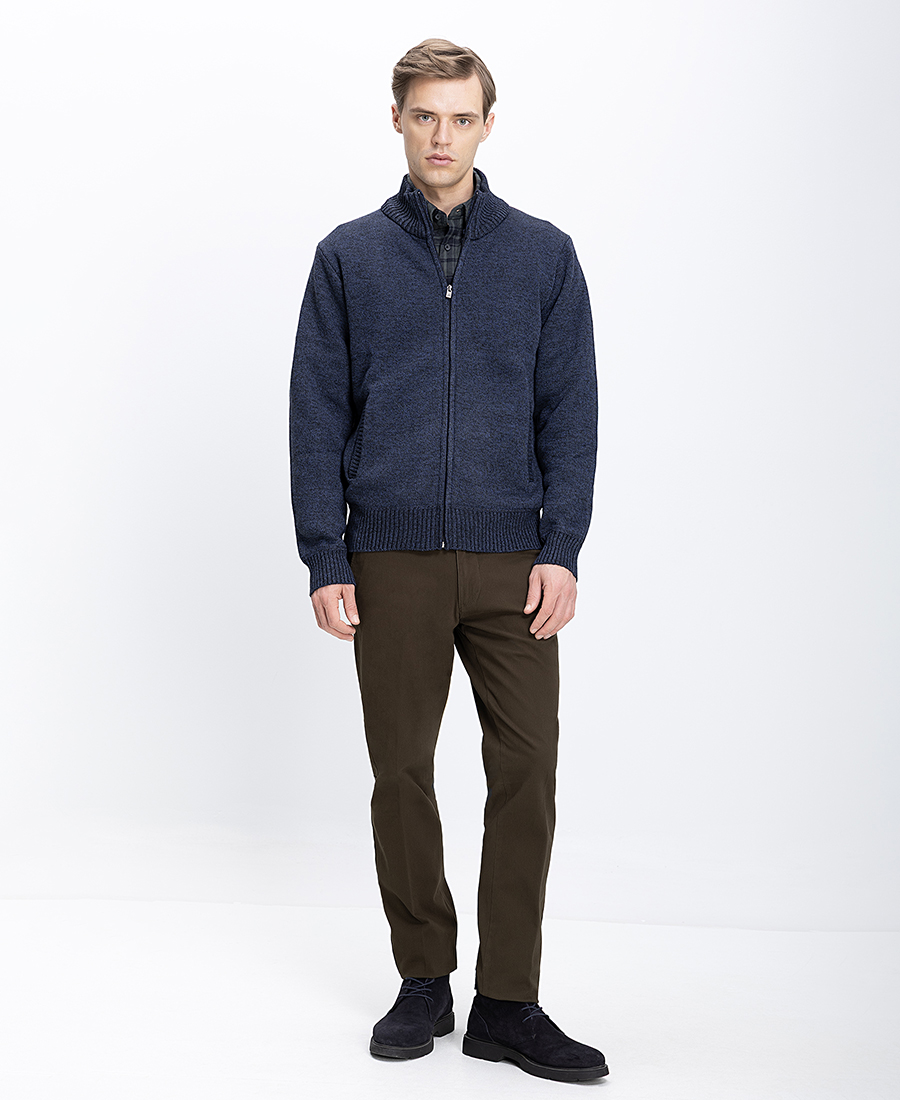 Ανδρική Πλεκτή Ζακέτα Modern Fit Με Όρθιο Γιακά Και Φερμουάρ φωτογραφία