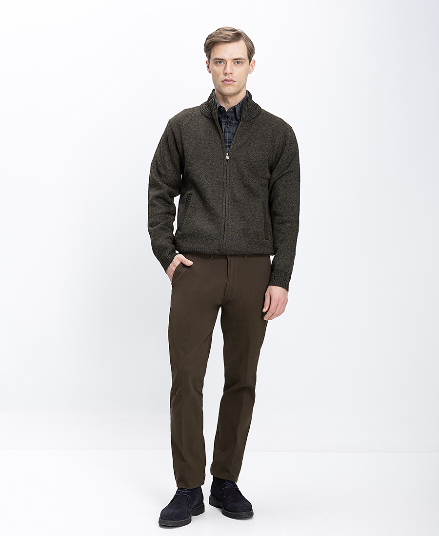 Ανδρική Πλεκτή Ζακέτα Modern Fit Με Όρθιο Γιακά Και Φερμουάρ φωτογραφία