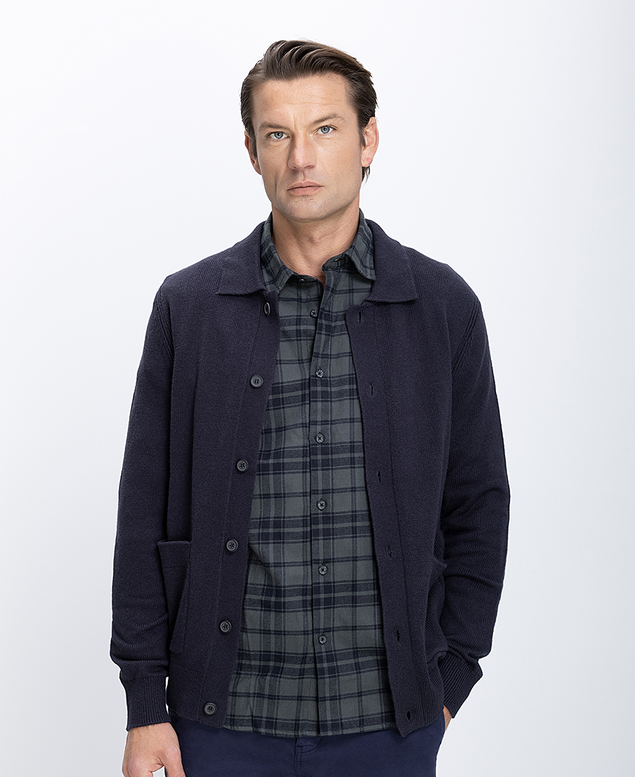 Ανδρική Πλεκτή Ζακέτα Με Κουμπιά και Εξωτερικές Τσέπες Regular Fit Σκούρο Μπλε