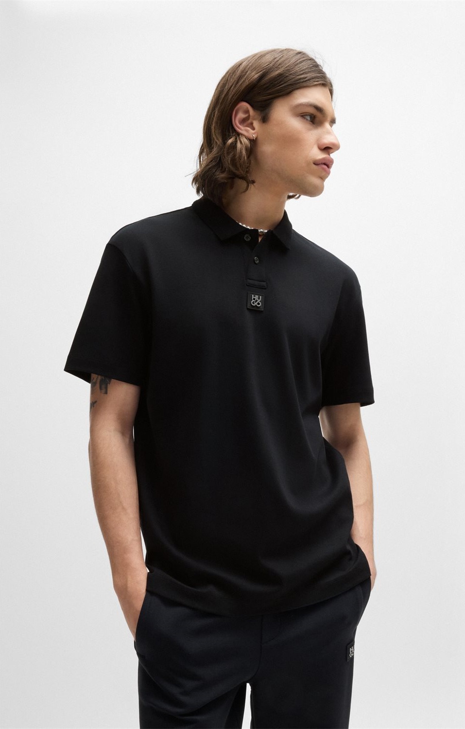 Hugo Hugo Ανδρική Polo Μπλούζα από Interlock Βαμβάκι με Λογότυπο Badge Regular Fit σε Μαύρο