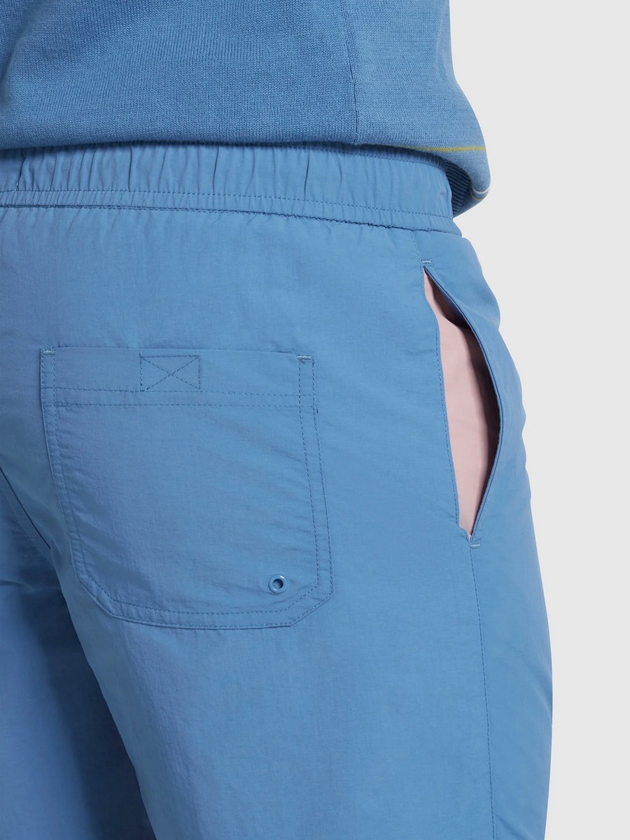 Farah Μαγιό σε Ραφ Χρώμα φωτογραφία