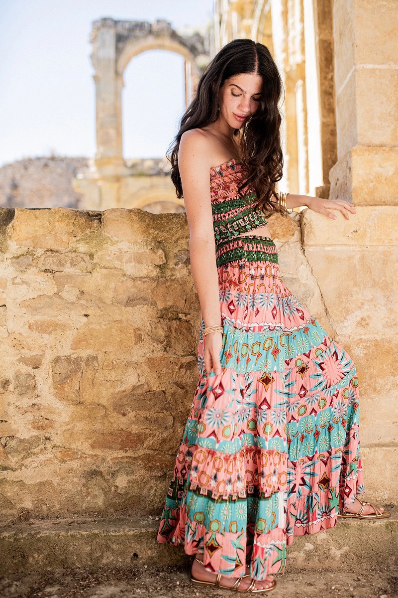 Γυναικείο Σετ Με Τοπ Και Μακριά Φούστα φωτογραφία