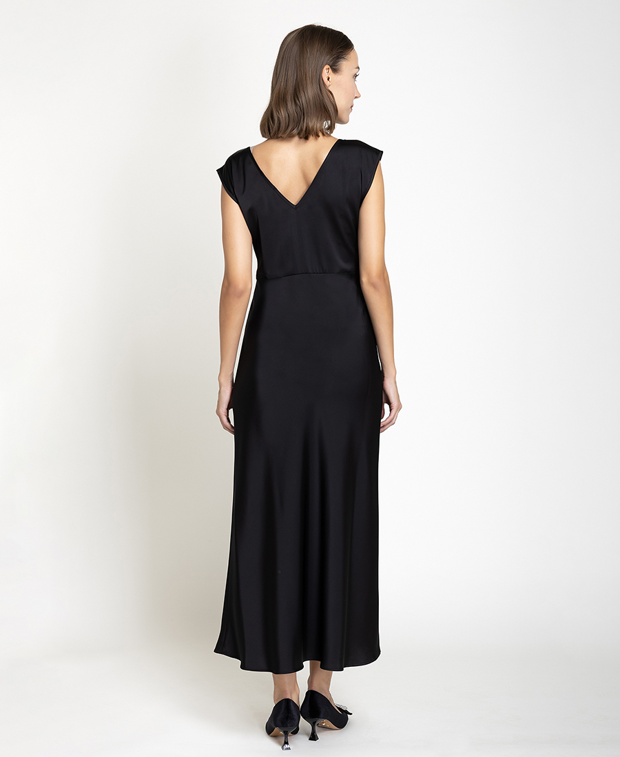 Pennyblack Γυναικείο Μαύρο Maxi Φόρεμα Mε Ντραπέ Λεπτομέρειες Για Βραδινές & Formal Εμφανίσεις