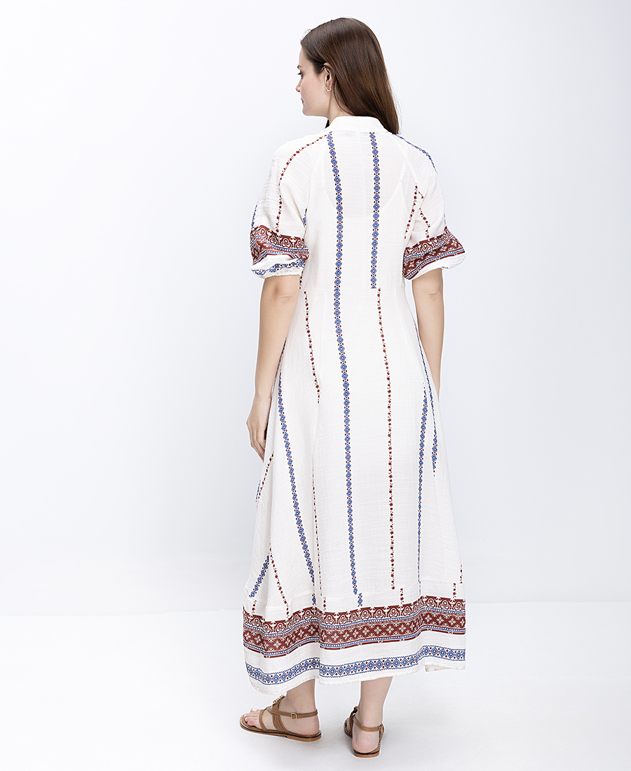 Mina Roo Γυναικείο Φόρεμα Maxi Με Ethnic Κέντημα Και V Λαιμόκοψη φωτογραφία