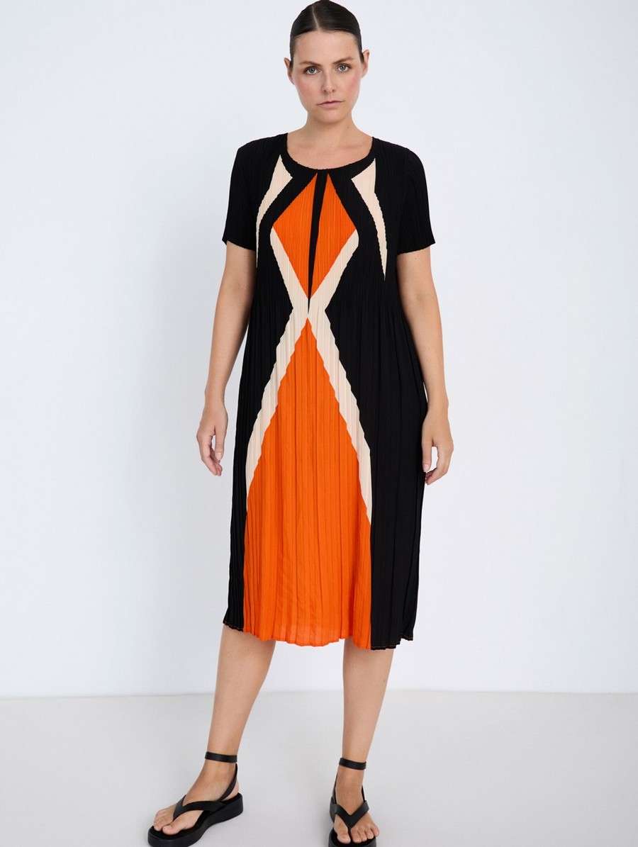 Skatie Γυναικείο Φόρεμα Midi Relaxed Fit Με Pleats Και Geometric Print Non Iron φωτογραφία