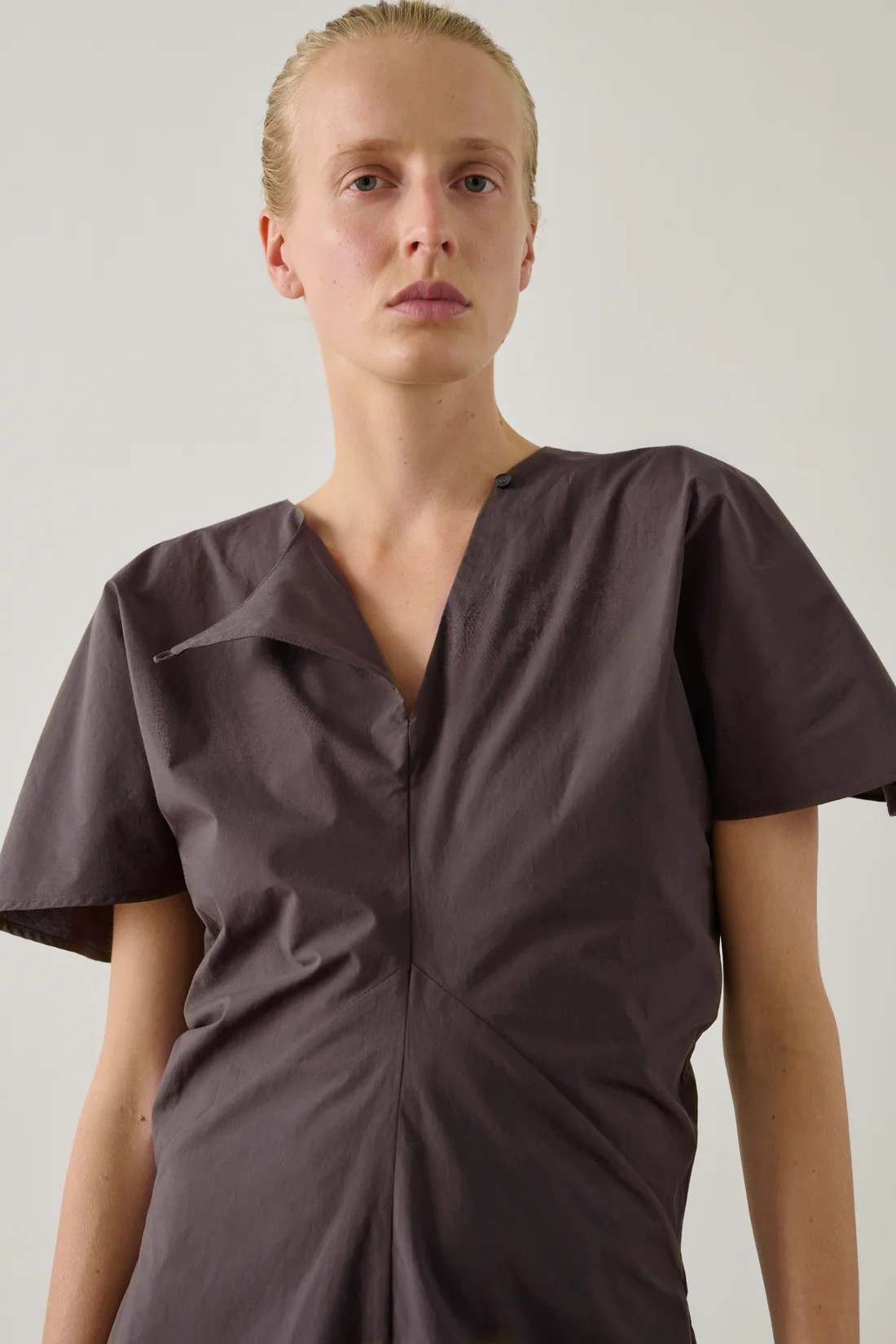 Soeur Γυναικείο Φόρεμα Βαμβακερό Mini Με V Λαιμόκοψη Και Κουμπί φωτογραφία