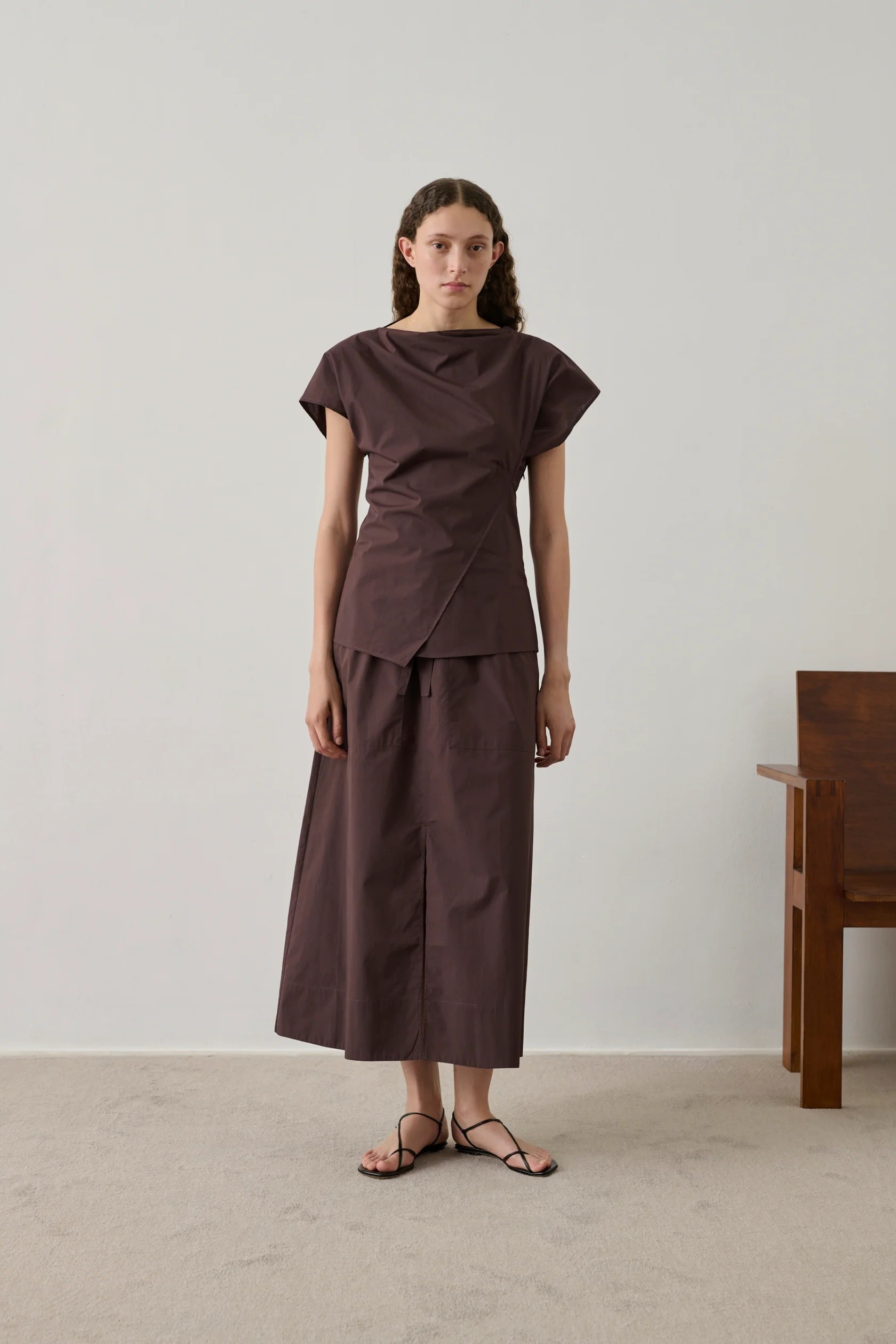 Soeur Γυναικεία Midi Φούστα Βαμβακερή Με Λάστιχο Στη Μέση Και Διακριτικό Σκίσιμο φωτογραφία