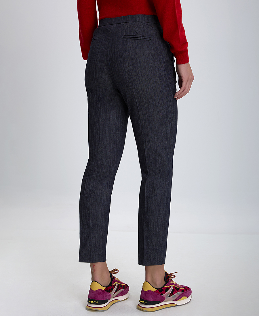 Γυναικείο Παντελόνι Cropped σε Στυλ Τζιν Straight Fit σε Μπλε φωτογραφία