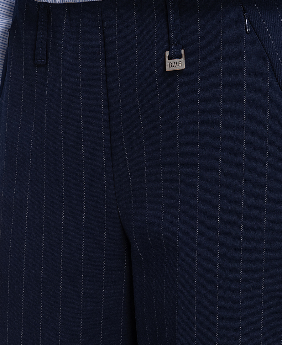 Γυναικείο Παντελόνι Με Ριγέ Σχέδιο Straight Fit φωτογραφία