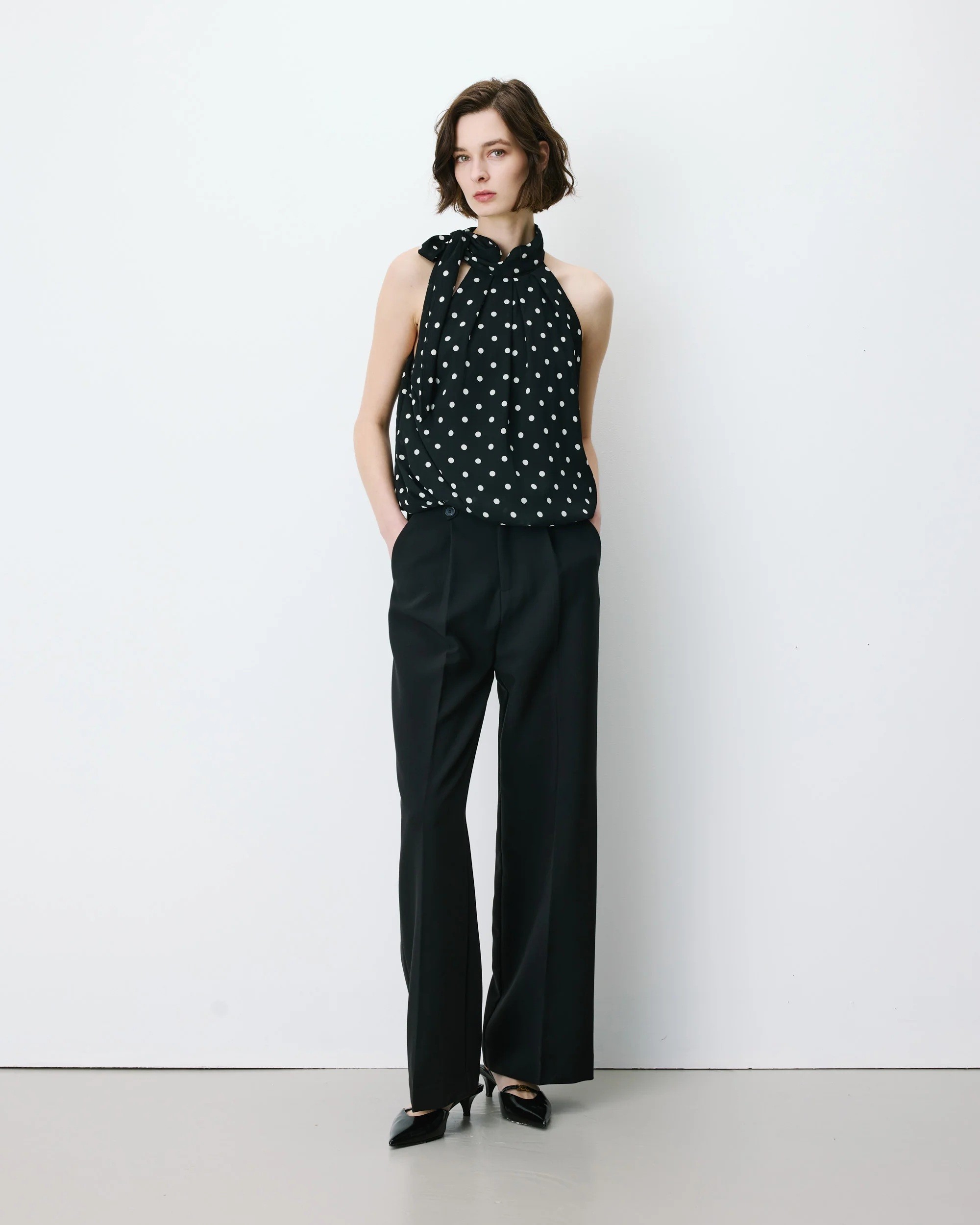 Grace & Mila Γυναικείο Tailored Μαύρο Παντελόνι Wide Leg Regular Fit Για Business & Formal Εμφανίσεις