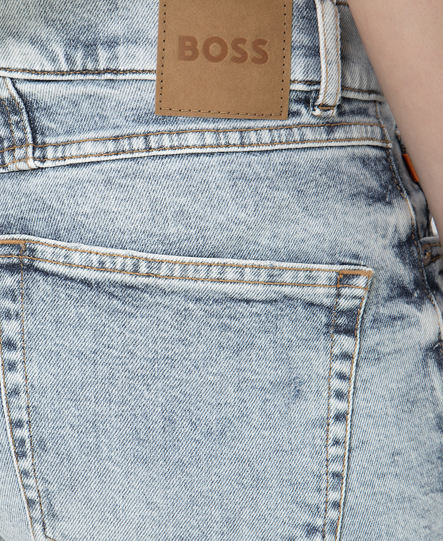 Boss Παντελόνι Jean Tapered Fit φωτογραφία