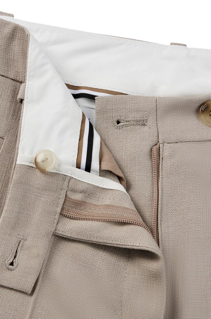 Boss Παντελόνι Flared σε Μπεζ φωτογραφία