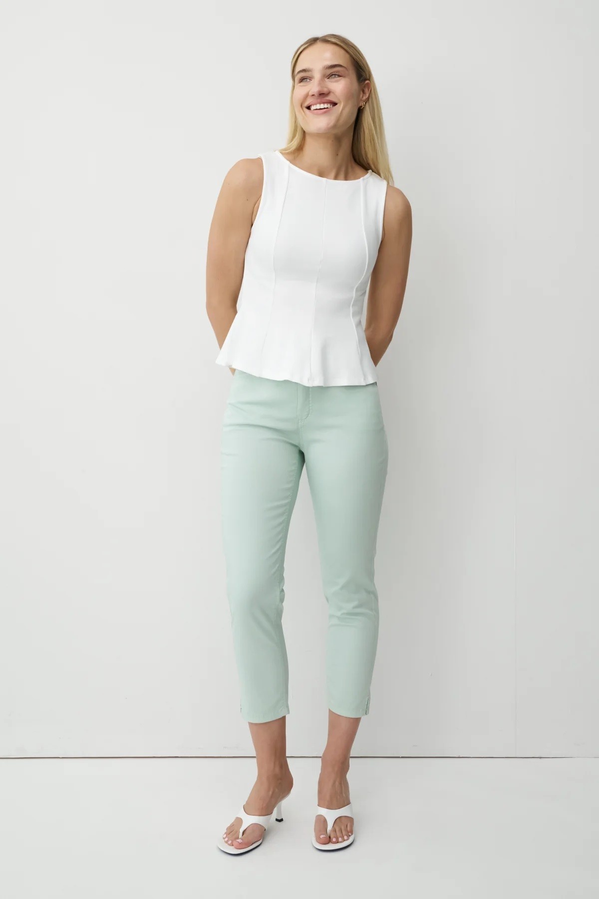 Anna Montana Anna Montana Γυναικείο Παντελόνι Slim Fit 7/8 Σε Ίσια Γραμμή