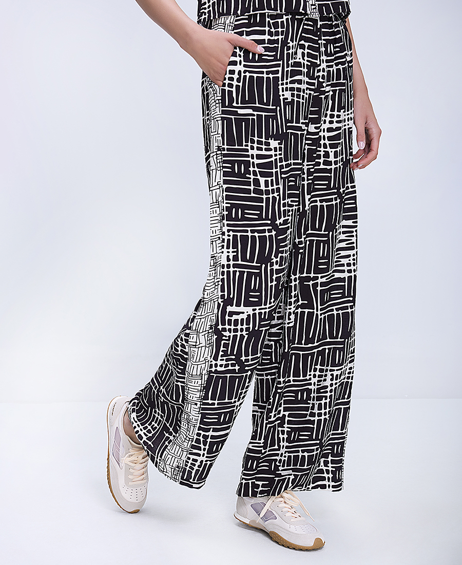 La Fee Maraboutee Γυναικείο Παντελόνι Relaxed Fit Με Γεωμετρικό Print Και Ελαστική Μέση φωτογραφία