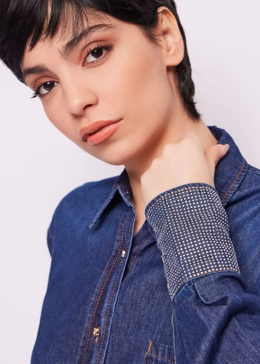 Gaudi Γυναικείο Denim Πουκάμισο Oversized Fit με Στρας σε Μπλε φωτογραφία