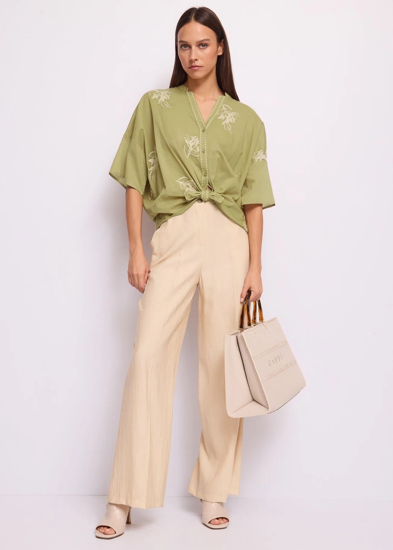 Gaudi Γυναικείο Πουκάμισο Με Κέντημα Και Mandarin Γιακά φωτογραφία