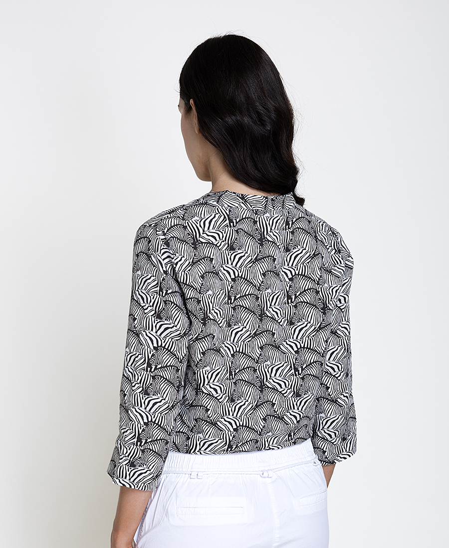 Clarina Γυναικείο Λινό Πουκάμισο Εμπριμέ Με Animal Print Για All-Day Εμφανίσεις - 3