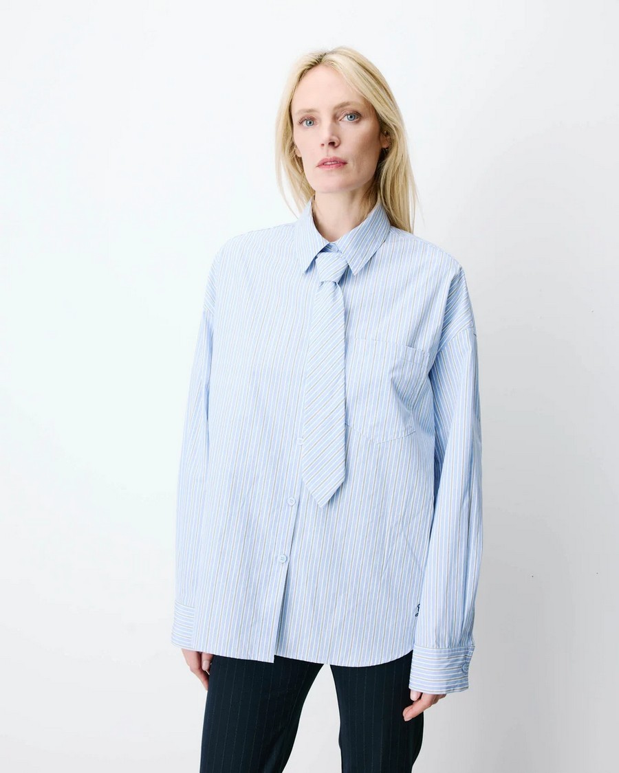 Grace & Mila Γυναικείο Γαλάζιο Ριγέ Πουκάμισο Oversized Fit Με Αποσπώμενη Γραβάτα Και Κεντημένο Logo Για Business & Smart Casual Εμφανίσεις