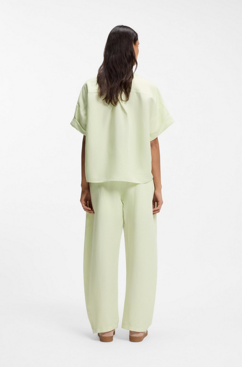 Boss Γυναικείο Πουκάμισο Regular Fit Με Ρεβέρ Μανίκια Και Κεντημένο Logo φωτογραφία