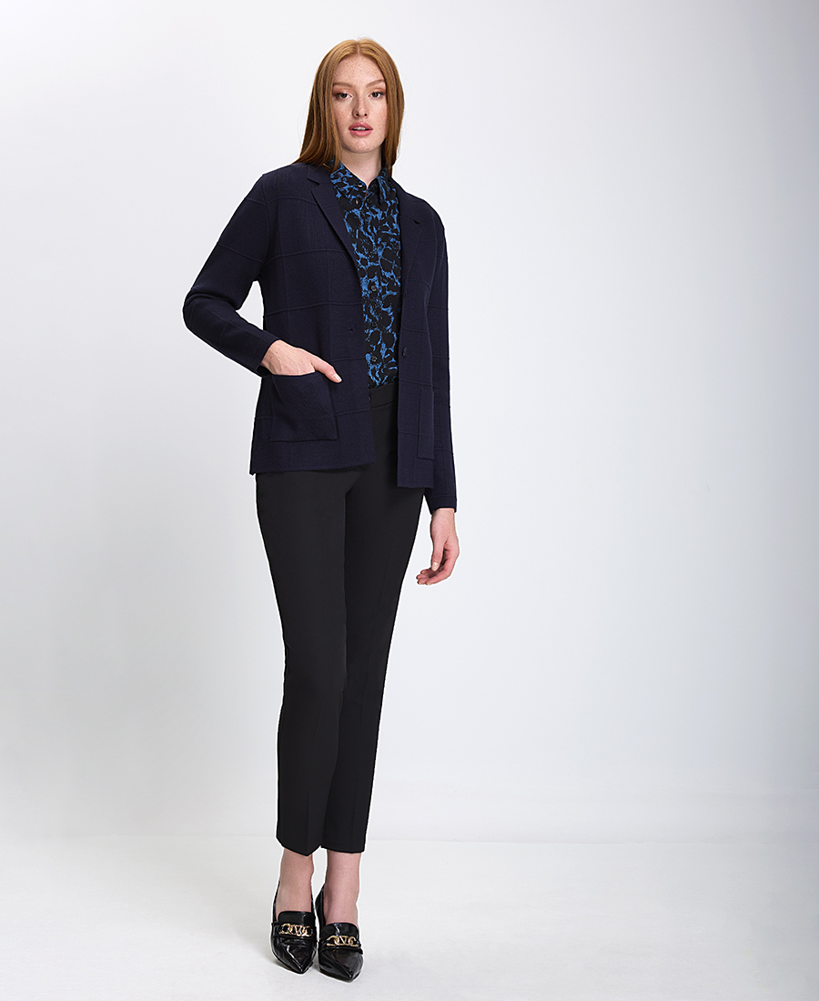 Γυναικεία Πλεκτή Ζακέτα με Κλασικό Γιακά και Κουμπιά σε Μπλε φωτογραφία