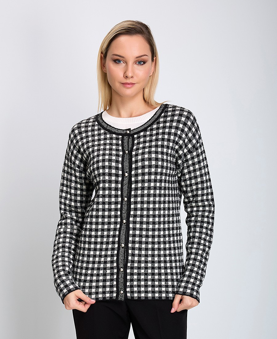 Γυναικεία Πλεκτή Ζακέτα με Λαιμόκοψη Regular Fit Εμπριμέ Καρό Ασπρόμαυρη φωτογραφία