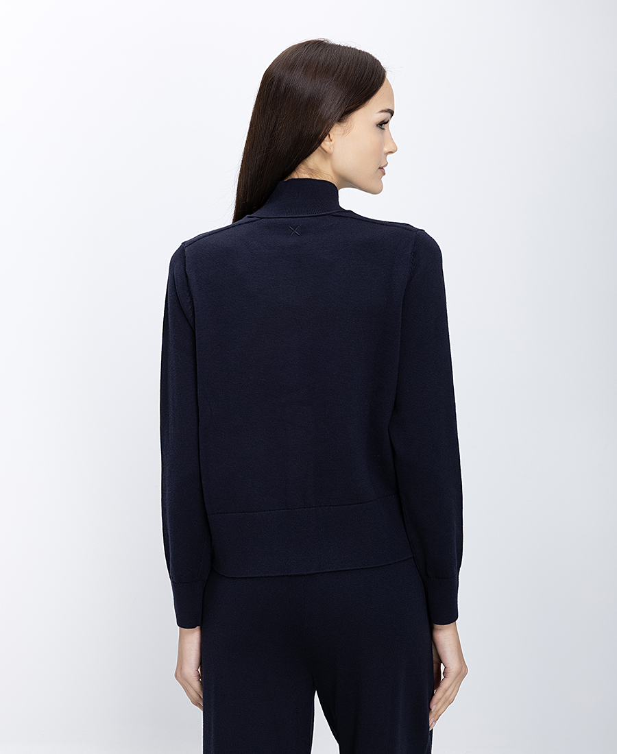 Γυναικεία Πλεκτή Ζακέτα Με Όρθιο Γιακά φωτογραφία