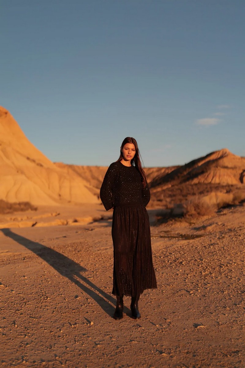 Luna Llena Γυναικείο Πλεκτό Regular Fit Με Λεπτομέρειες Από Παγιέτες Μαύρο φωτογραφία