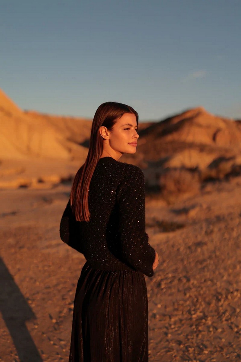 Luna Llena Γυναικείο Πλεκτό Regular Fit Με Λεπτομέρειες Από Παγιέτες Μαύρο φωτογραφία