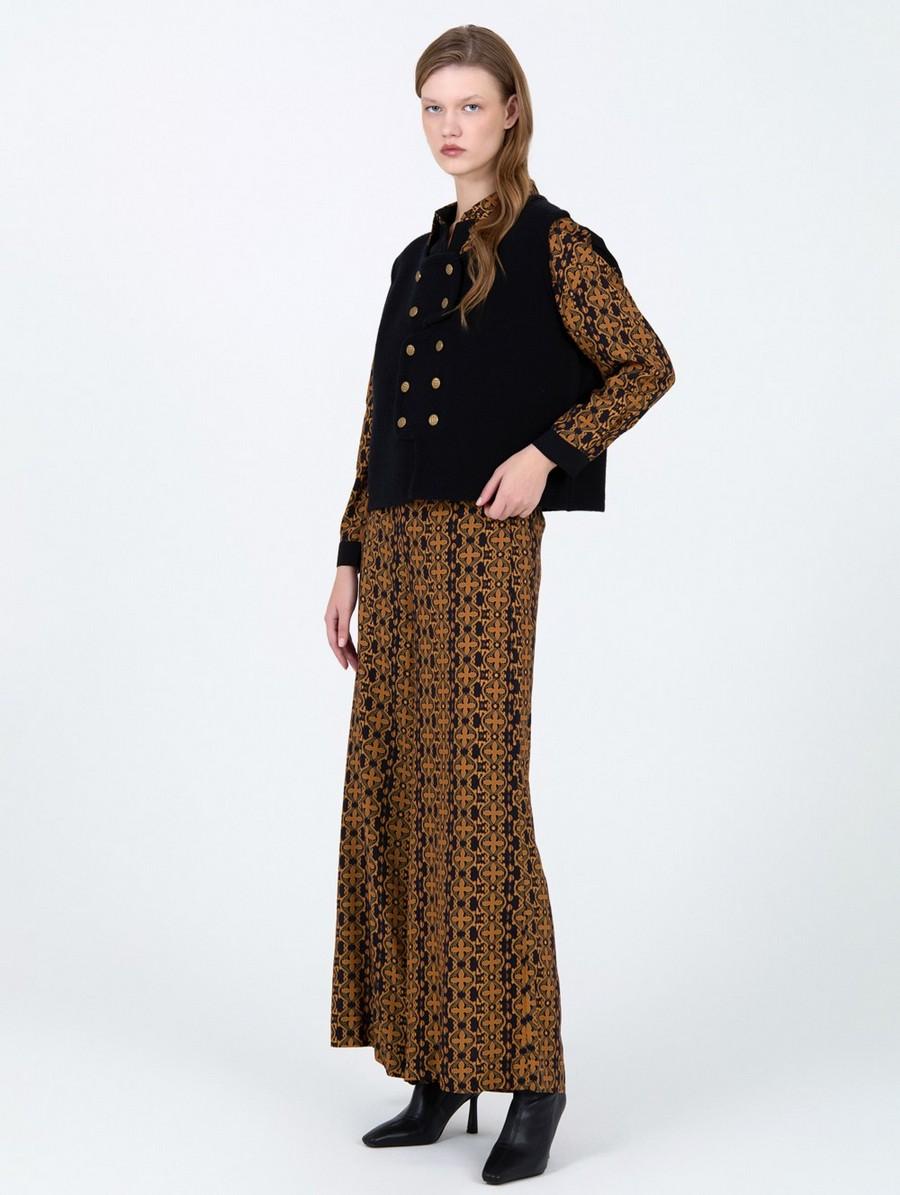 Skatie Γυναικείο Πλεκτό Γιλέκο Με Χρυσά Κουμπιά φωτογραφία