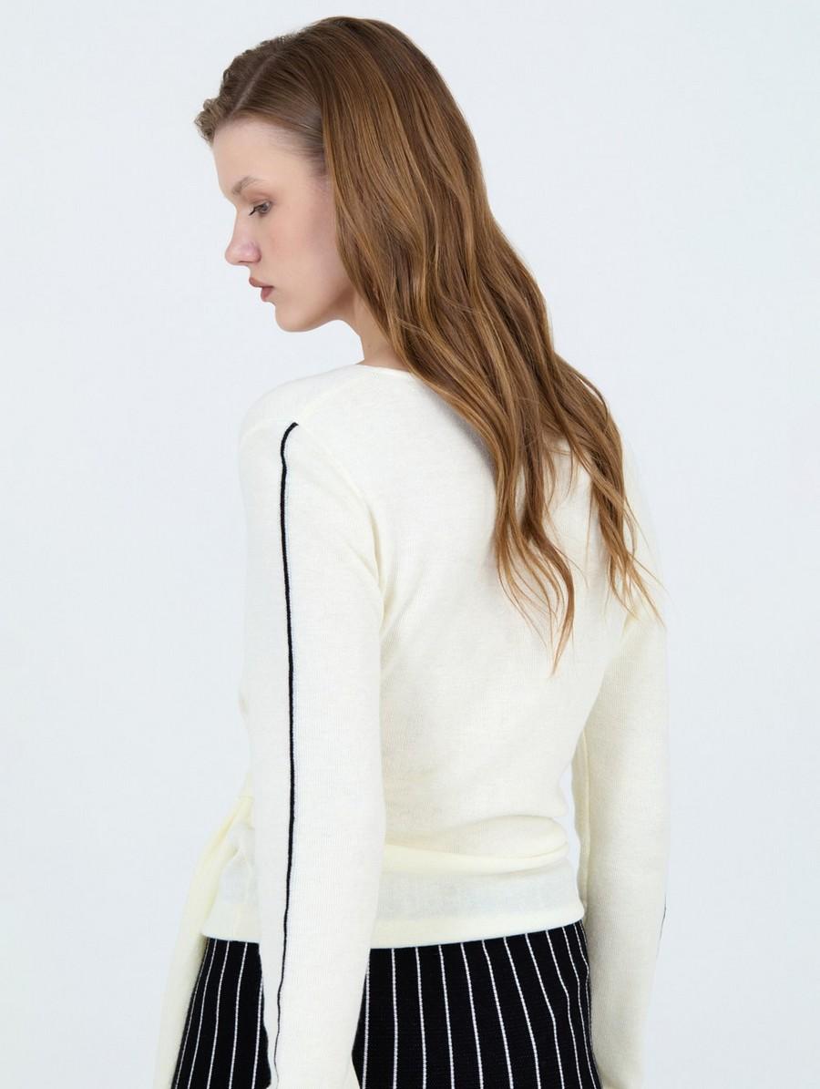 Skatie Γυναικεία Πλεκτή Μπλούζα Wrap Σε Εκρού φωτογραφία