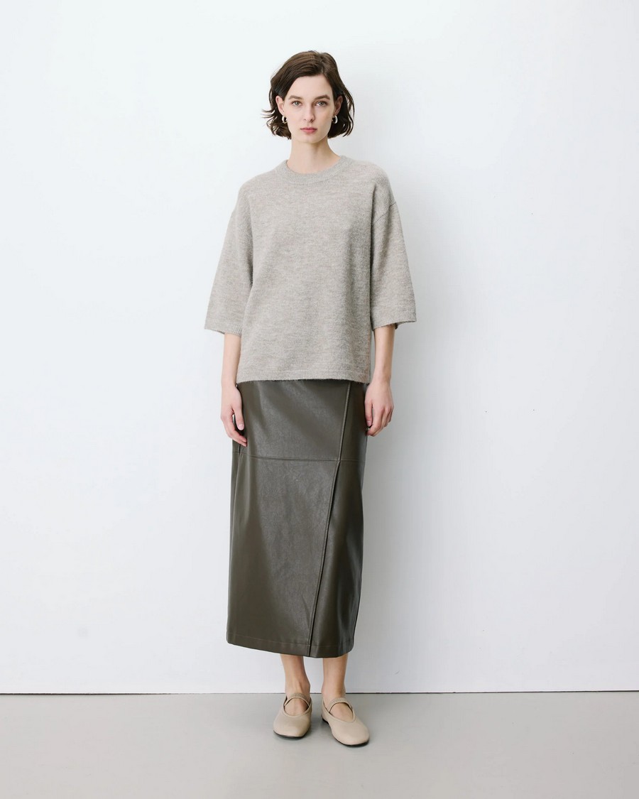 Grace & Mila Γυναικείο Greige Πουλόβερ Oversize Με 3/4 Μανίκια Και Στρογγυλή Λαιμόκοψη Για Casual Εμφανίσεις