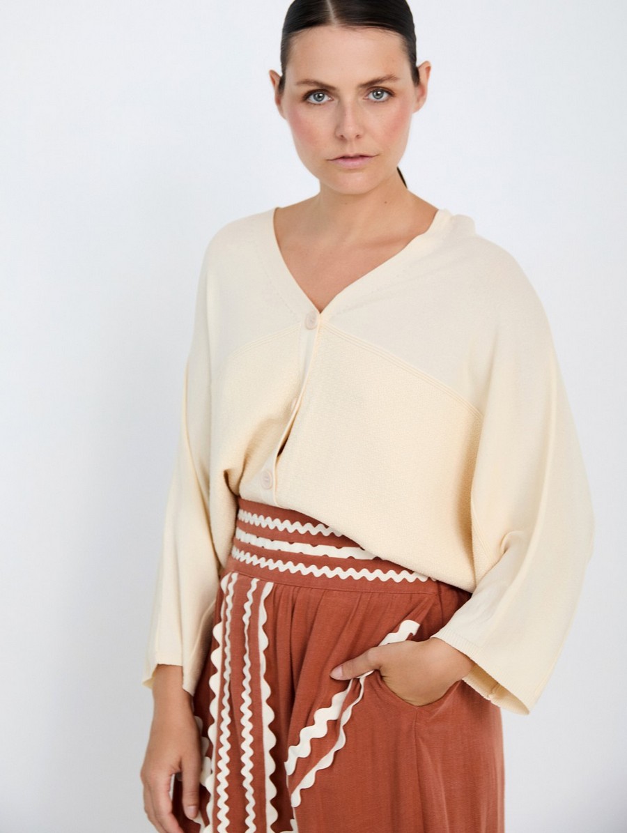 Skatie Γυναικεία Ζακέτα Πλεκτή Regular Fit Με Textured Λεπτομέρεια Και V Λαιμόκοψη