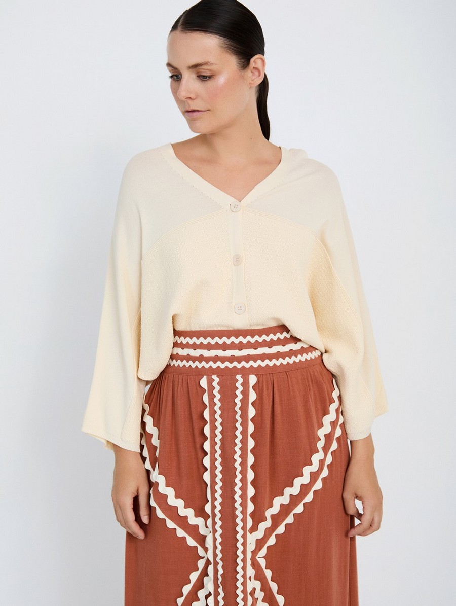 Skatie Γυναικεία Ζακέτα Πλεκτή Regular Fit Με Textured Λεπτομέρεια Και V Λαιμόκοψη φωτογραφία