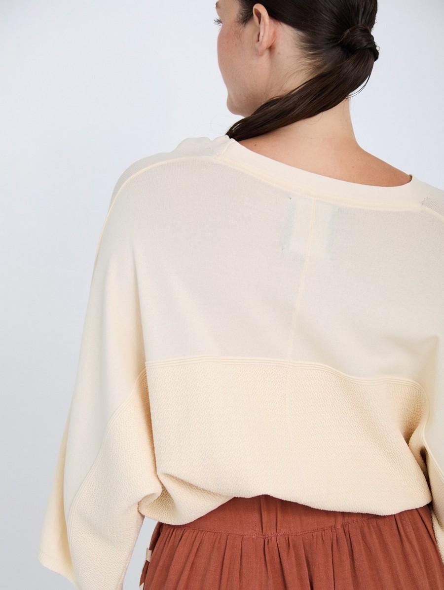 Skatie Γυναικεία Ζακέτα Πλεκτή Regular Fit Με Textured Λεπτομέρεια Και V Λαιμόκοψη φωτογραφία