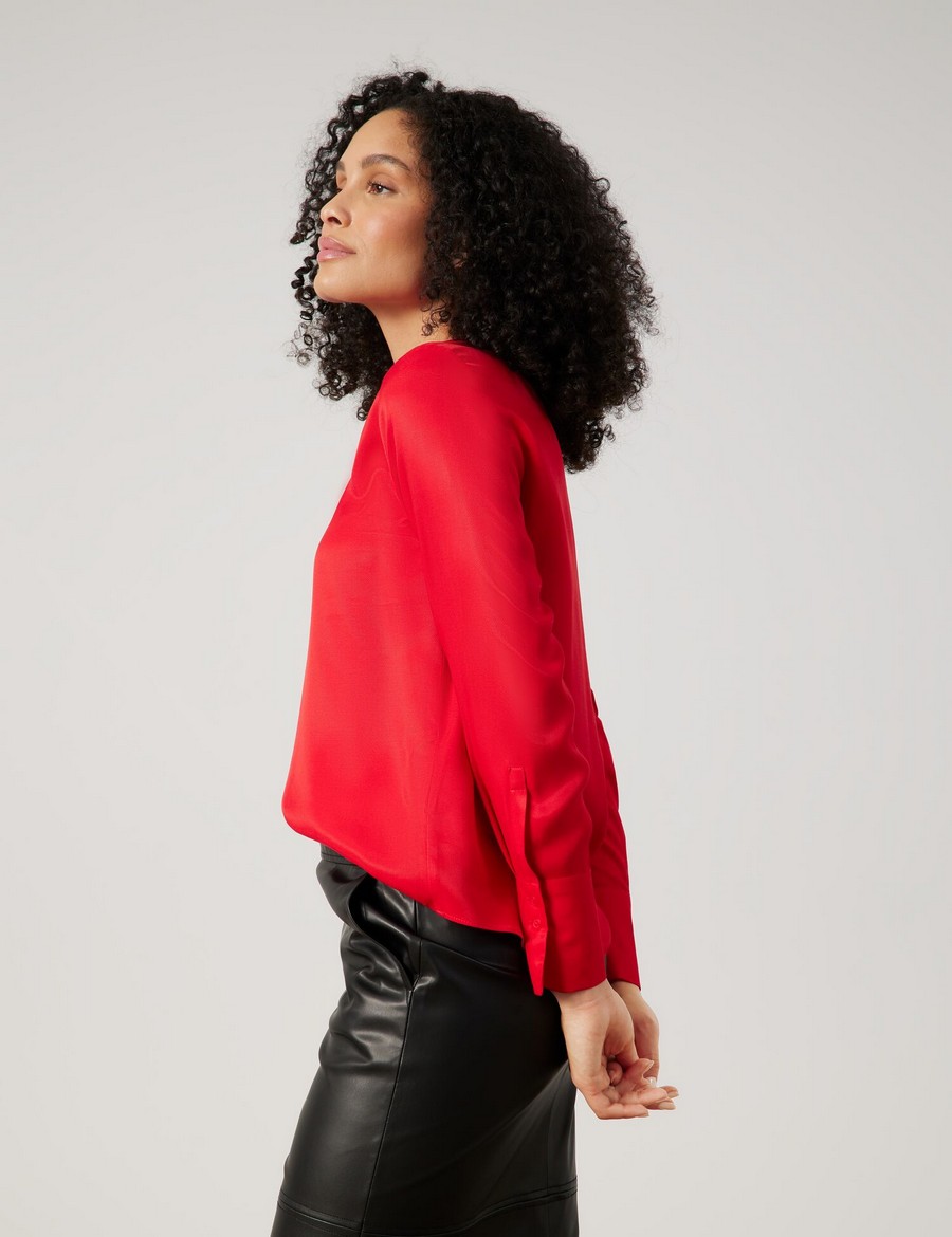 Gerry Weber Γυναικείο Μπλουζάκι με Στρογγυλή Λαιμόκοψη σε Κόκκινο φωτογραφία