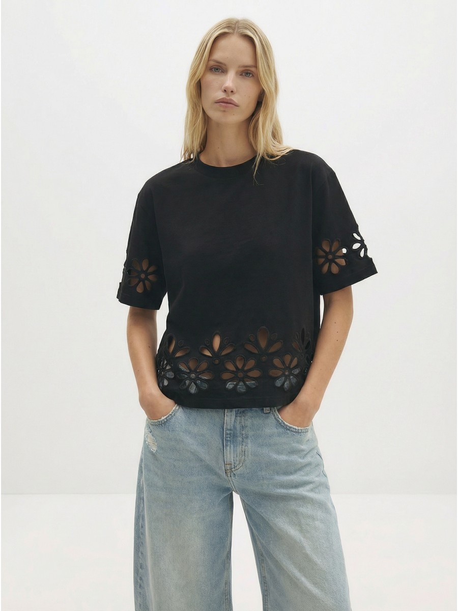 Berenice Γυναικείο T Shirt Με Floral Cut Out Λεπτομέρειες
