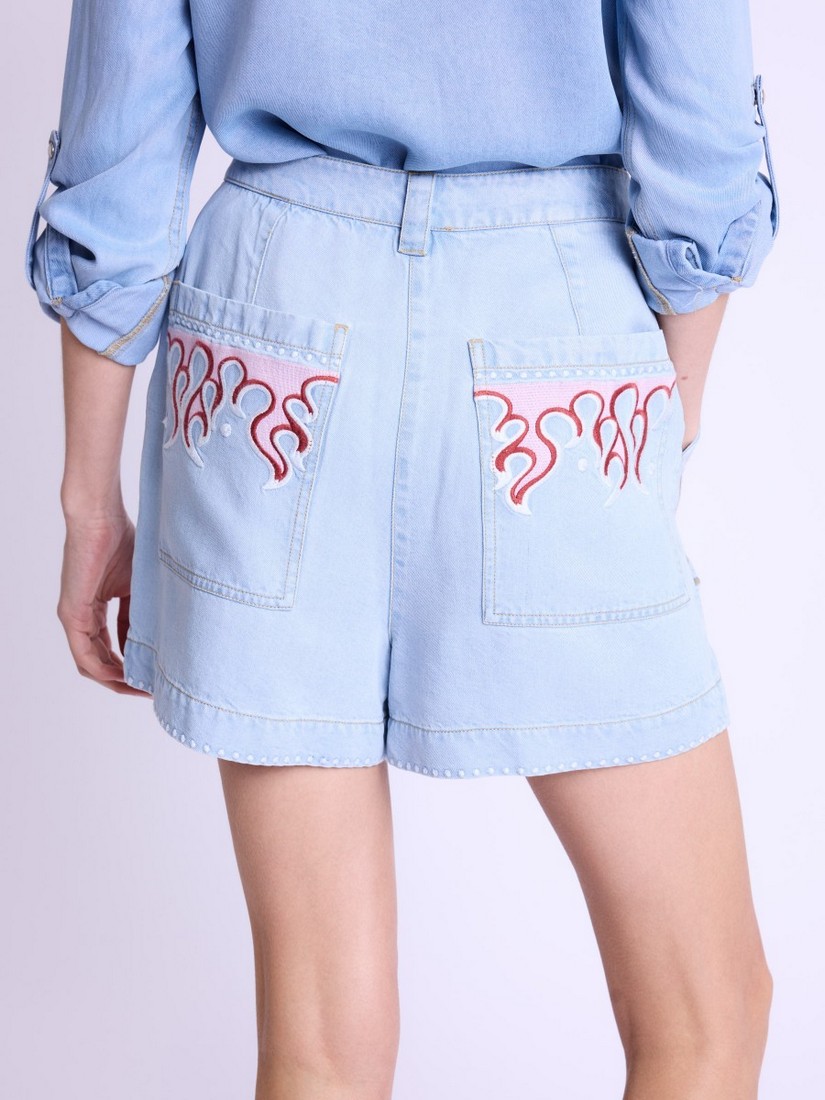 Berenice Blue shorts with embroidery on pockets φωτογραφία