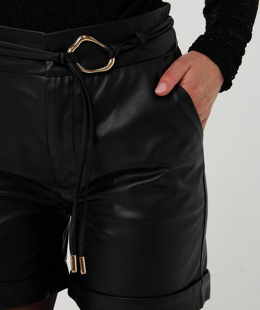 EsQualo Γυναικείο Σορτς από Οικολογικό Δέρμα Regular Fit φωτογραφία