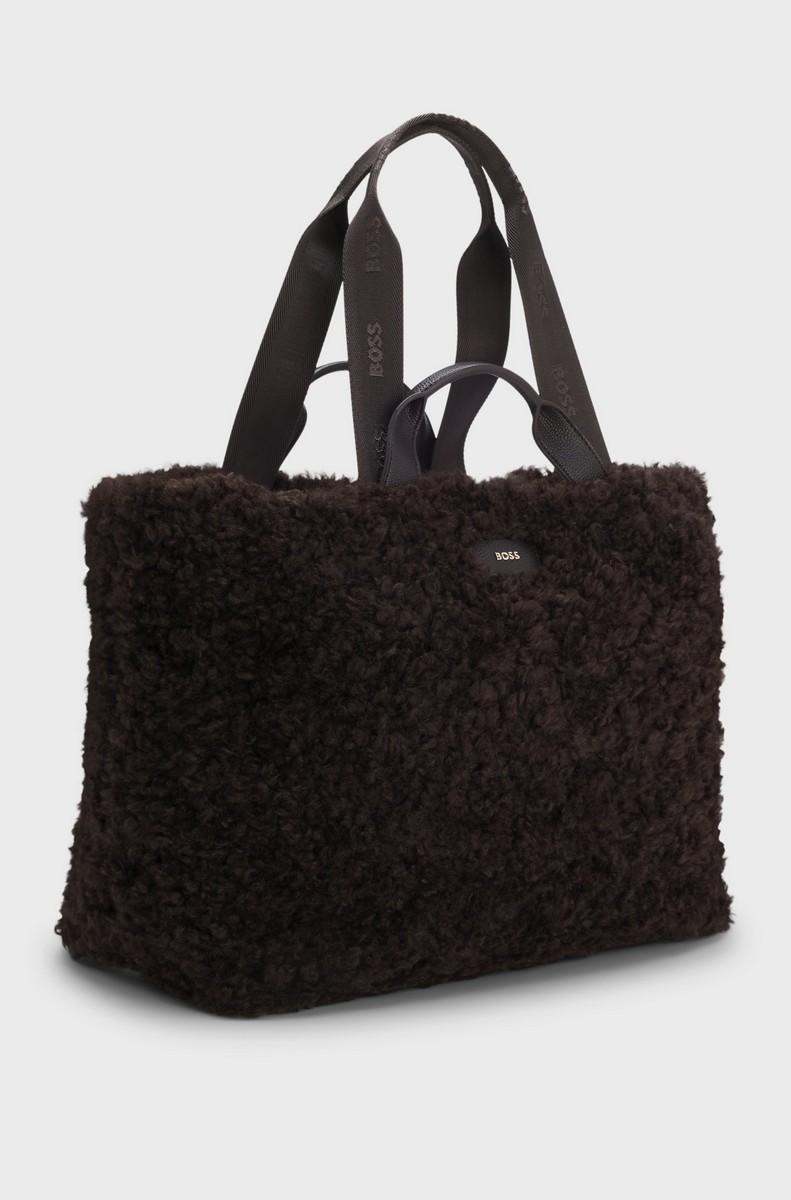 Boss Boss Γυναικεία Σκούρο Καφέ Teddy Tote Τσάντα Με Μεταλλικό Logo Και Διπλές Λαβές Για Casual & Smart Casual Εμφανίσεις - 5