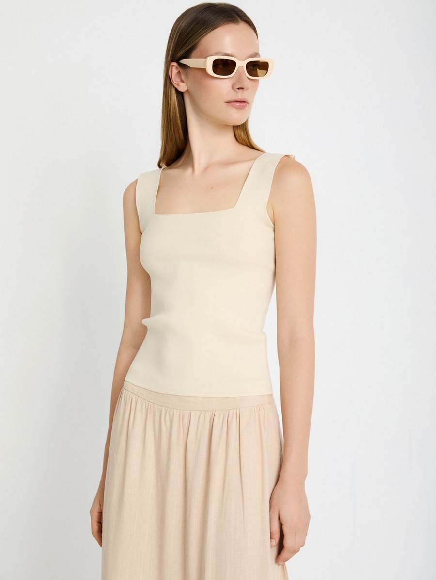 Skatie Γυναικείο Top Πλεκτό Essentials Με Τετράγωνη Λαιμόκοψη φωτογραφία